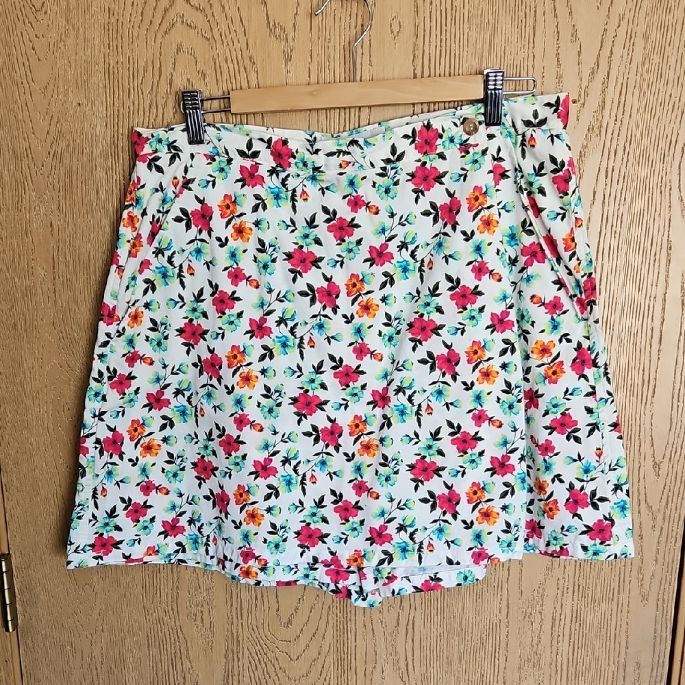 White Stag Vintage Floral Cotton Skort